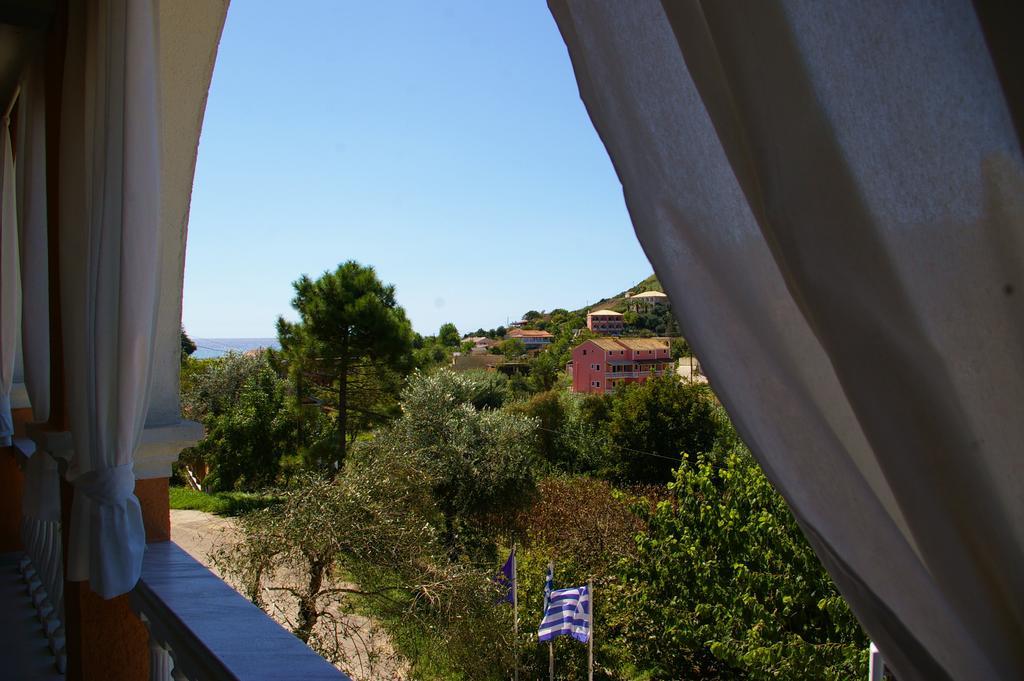 Aparthotel Angeliki à Vitaládes Extérieur photo